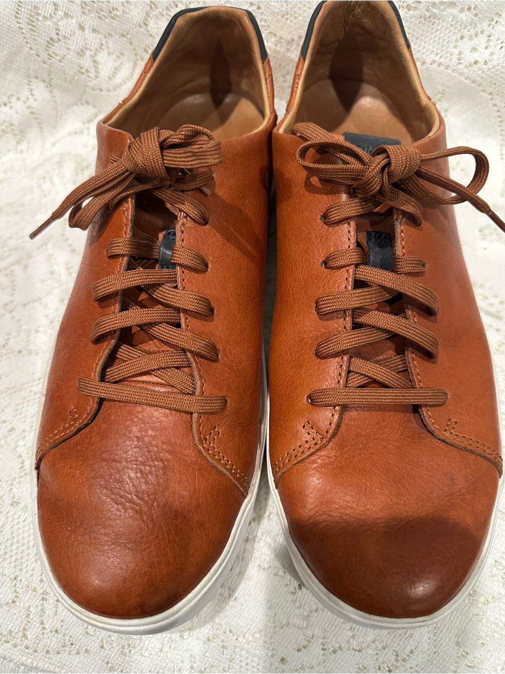 OluKai Men's  Lae’ahi Leather  Lace up Casual Sneakers-Tan butter brown 11m